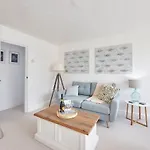 Apartman Host & - The Nest *