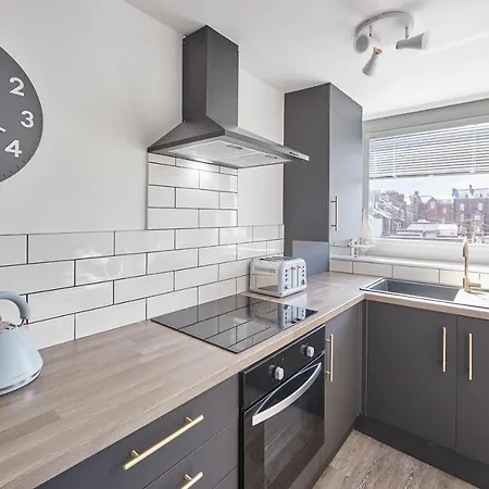 Host & - The Nest * Whitby